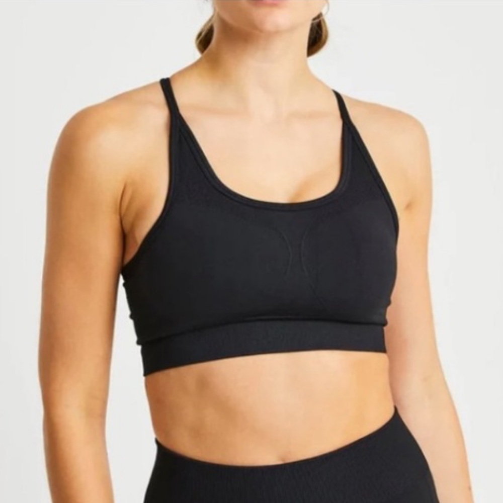 AYBL Motion Seamless Bra in Black